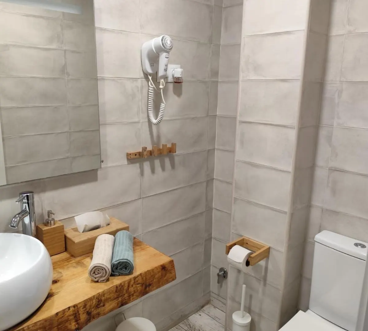 Homestay Dudi'S Peppers Apartment Malaga