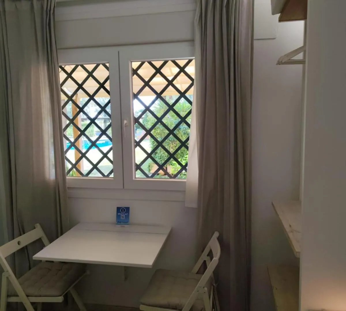 Dudi'S Peppers Apartment Malaga Homestay